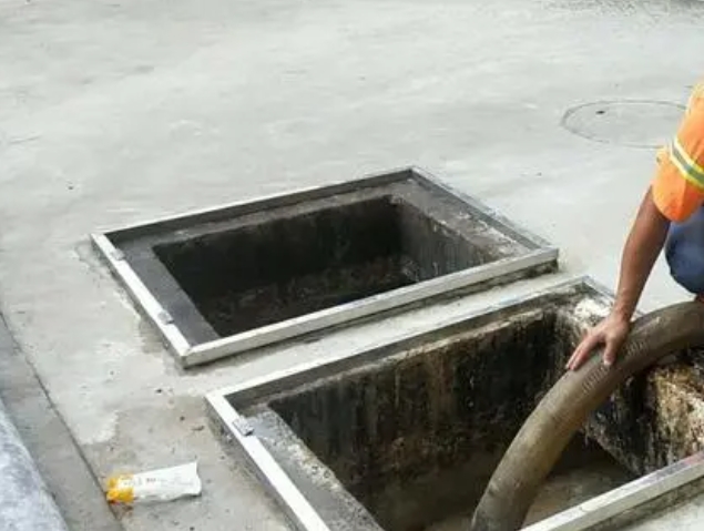 东城街道化粪池清理